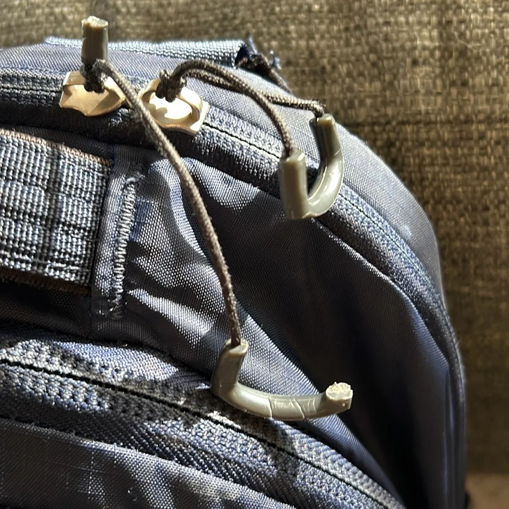 The North Face Navy Men’s Borealis Packpack - Picture 10 of 12